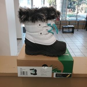 Itasca Sonoma White Winter Boots